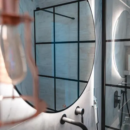 Sifanto Mare * فاروس